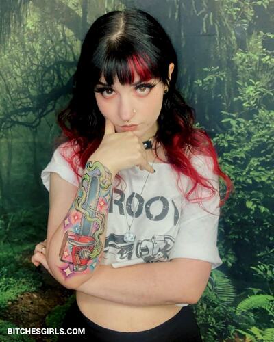 155019674180708476767682032282241210766 thumbnail