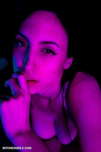 325854105999959729228326823962180656164 thumbnail