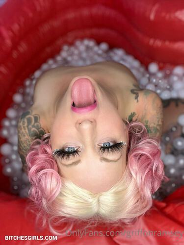 117877405680197701716959780276088305594 thumbnail