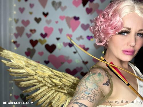 297158456925666145662163607647985399017 thumbnail