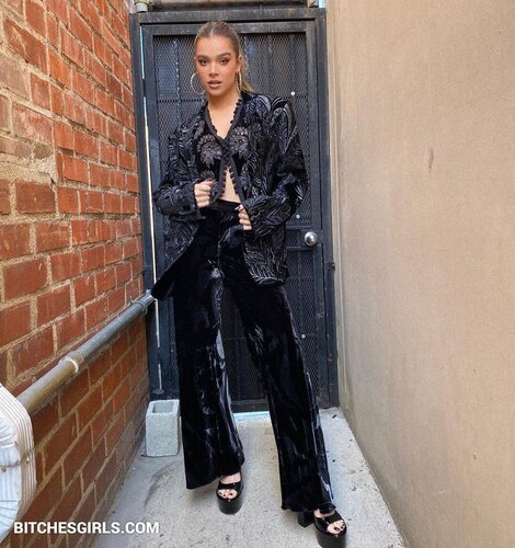 245975730603908202490602515132754334500 thumbnail