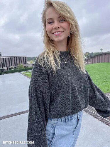 280702627667947524878766969434184964197 thumbnail