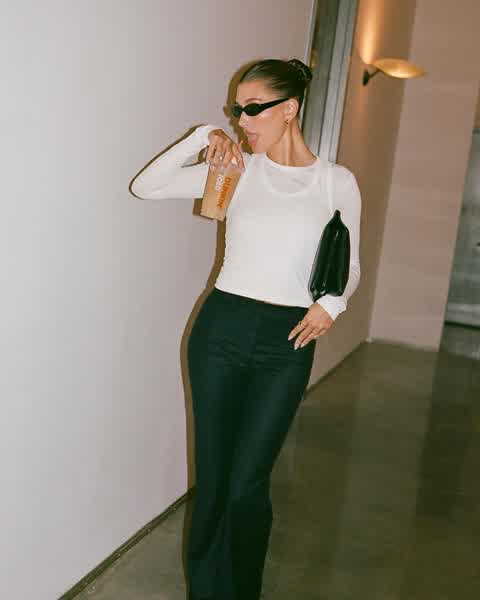 7c0e4ed74596fa55e7c3f69de559e17c4525ba0485ff9b8e06eacebce3e41f49 thumbnail