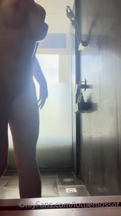 243375769927964622762120222372531296541 thumbnail