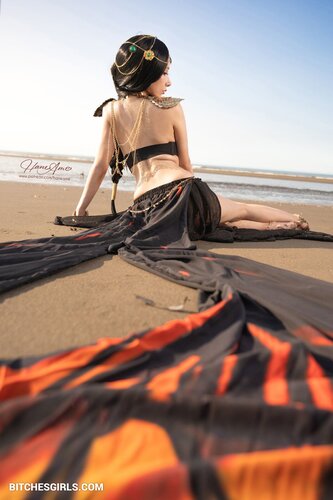 17939768485320913360144580229381460959 thumbnail