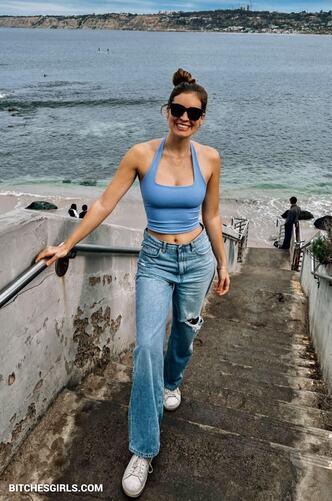 262346128158759011354806322762503959044 thumbnail