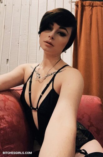 241970775827694406243147819984649525809 thumbnail