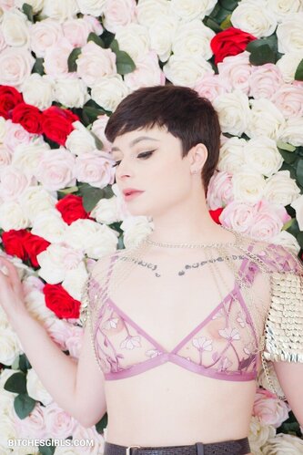 262856685295100472045231596251393716745 thumbnail