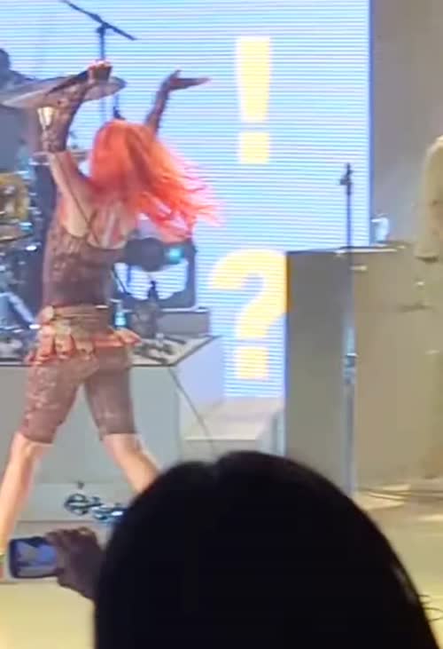 259776906569934001151601784099617583888 thumbnail