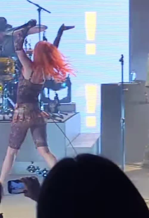 262105083721243053696021188516508524456 thumbnail