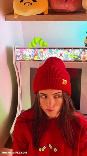 161206465063847597268690442192235215736 thumbnail