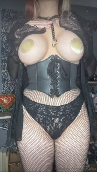 99a52c2fc9fd823e5e0426df25a8ef0a83fb64a4a876d03d43ae5dd6e0bb5e26 thumbnail