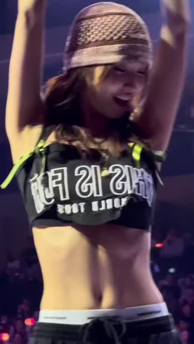 13e0c36896d8c139411e4ea86fb57df2fe73e69ce9aae9093570c447e6be2e78 thumbnail