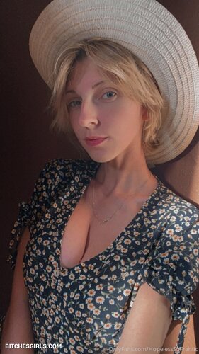 331840611610935436164180427167928517836 thumbnail