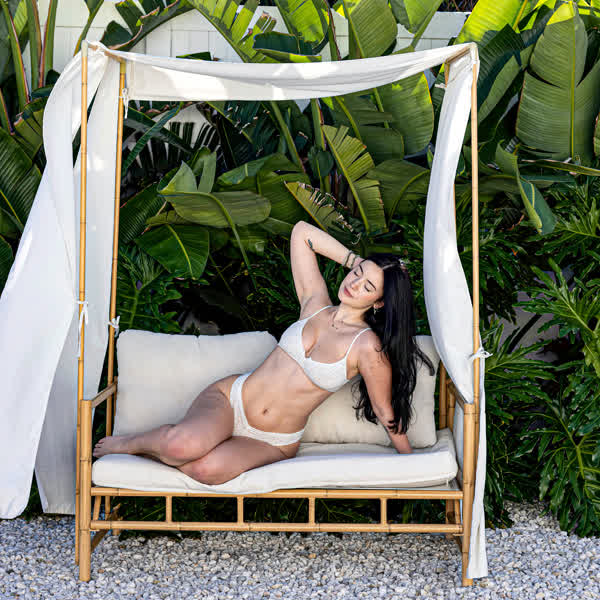 a64ad6e62284e10744bc88ebdf4fab2a1abb8f421eea2464a2f74cd687466072 thumbnail