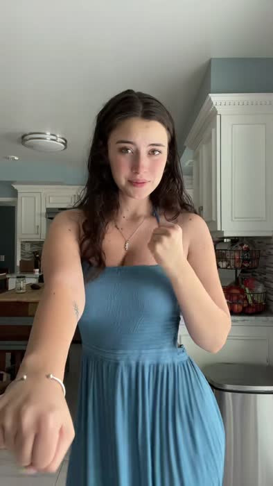 351d3f35388bea167cfa556552c98c524c8dcfbbaaad9efed84de204de161e0b thumbnail