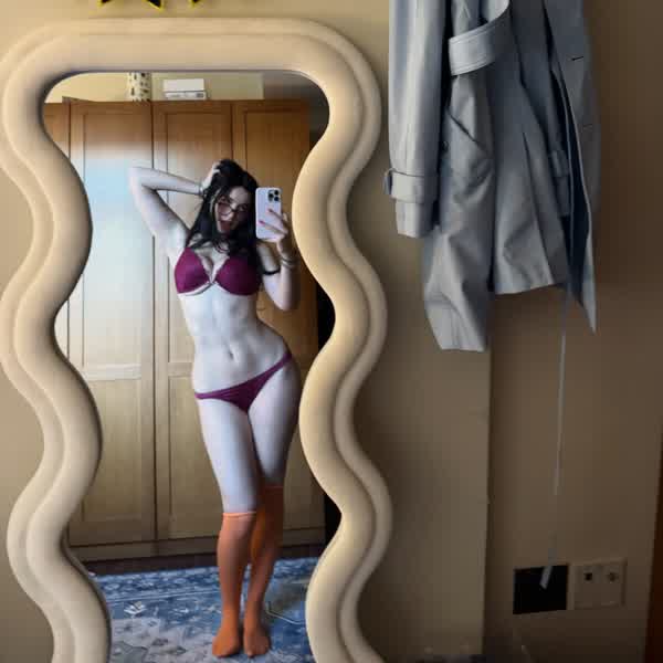 1589bf173d9760777d81158d7993c7b230de957693c9d924b1d7a77fc61dc0ee thumbnail