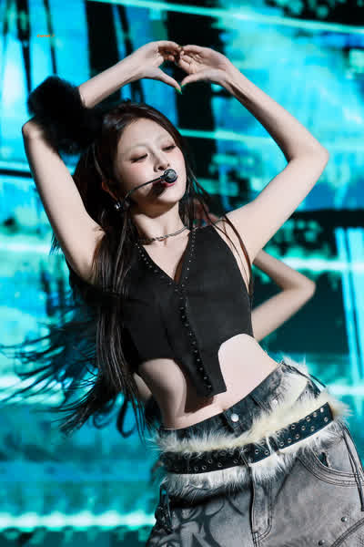 0d1dd396d4c338bb36393a1c9726a7fb8ded75366266421c7faacc452488a3e4 thumbnail