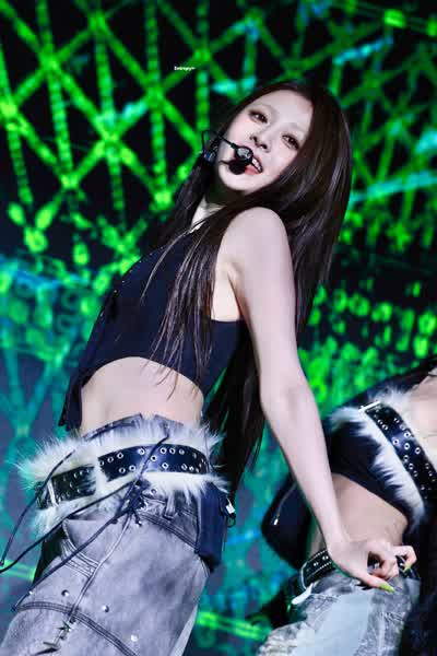 18df87bf17f6e2551f42bd028f78efd06fa7d81a02cd5fd520404037ce47a87a thumbnail