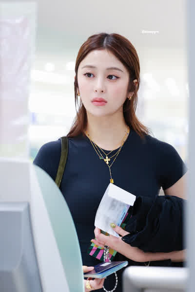 ff48479954eac3e0eed88d15cb41cbd24923a2186b2d183bb9c5c65c57647360 thumbnail