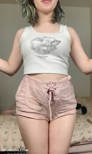 45427101006497455440180377921506645815 thumbnail