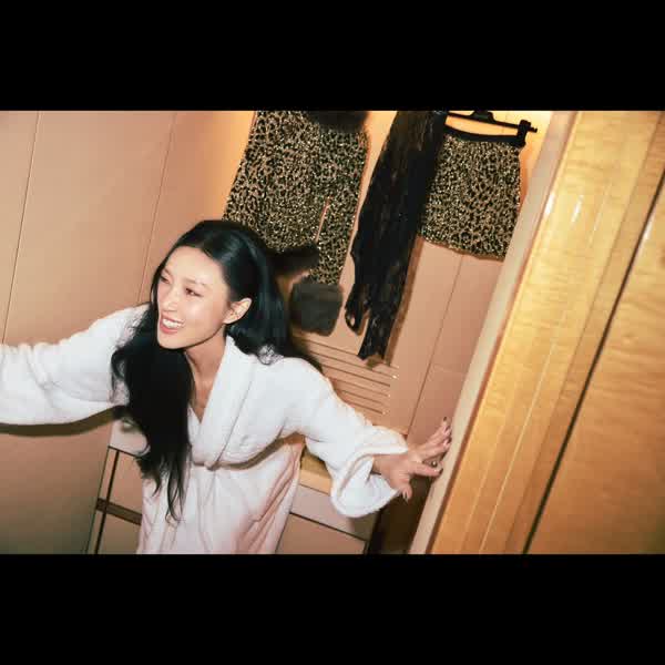 cd4abbdec6cdf370656876ef9506254ada5b7b2ca408819265035e6f585aec4b thumbnail