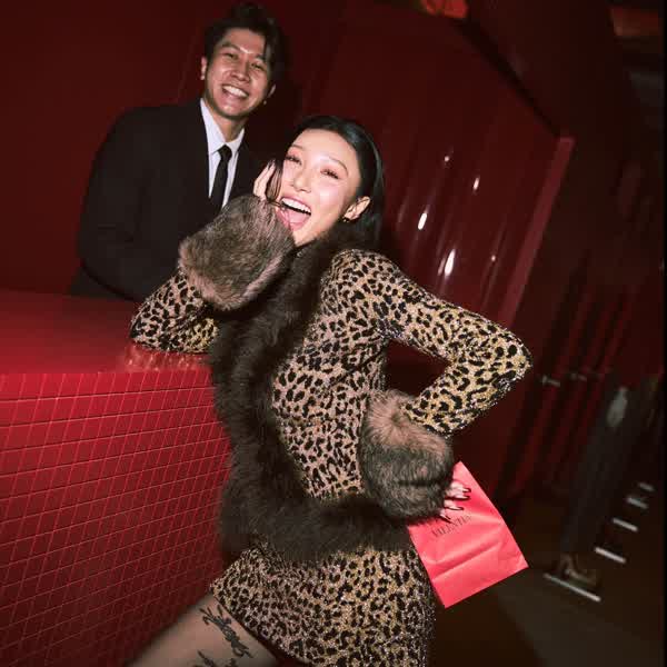 d5292d6648cdcfd8b2fcf5c1a9272de13f1a59c3465c69090409403dfa122e2b thumbnail