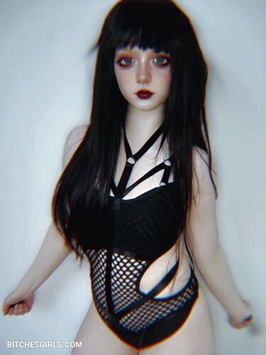 253178617492534170185618013910805715105 thumbnail