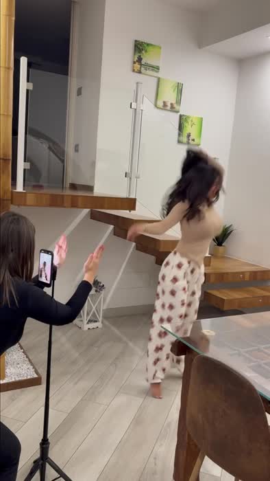 40d75398d751e677fd5a9b9a98f136c956fb6a389256e012840b4b07da34d0c3 thumbnail