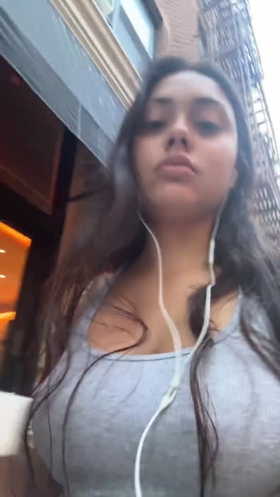 f2531ebe8d429015df89c2424d37ca76fb09e456b4b907d78438559460b02408 thumbnail