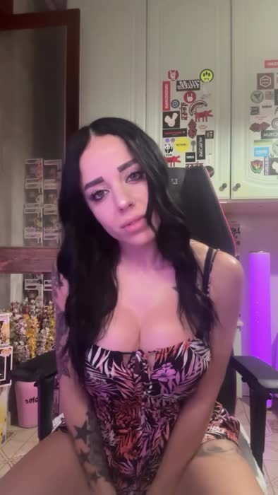 5c5cc4f3bbe70f82a9920e6e04005b4541ac18c2bab981a8e8fe94ab0fc3ec76 thumbnail