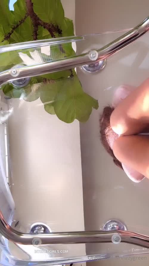 ec734999425e6372635b70acfd5767bf411c796b5176ea3a03b31c44cb8a73a7 thumbnail