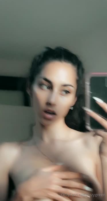 e8d6c9d936fadc36901e077f2e624899d1fdcacc534c997c3823ed915a3b3f4e thumbnail