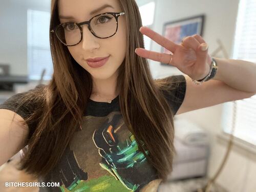 172210443516253272888242823537815659770 thumbnail