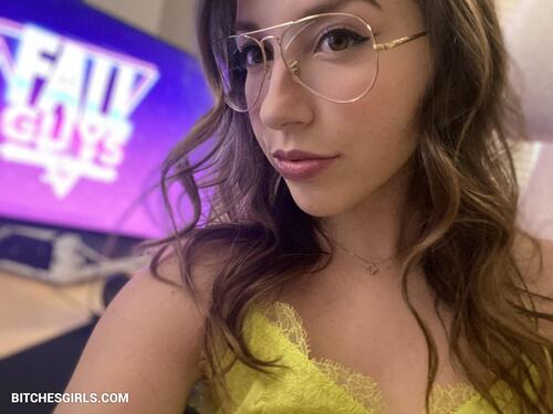 257178521256891644775502635425847211558 thumbnail