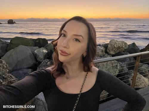 27039430119397622816827485856000904346 thumbnail