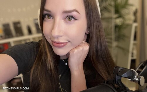 334639717368199978527846342656483305437 thumbnail