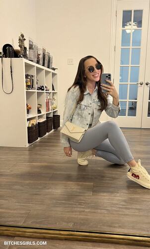 88945686571043735081159778514226341018 thumbnail