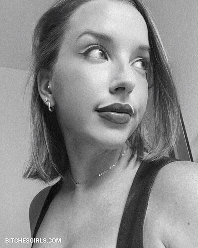 54967118135924296644263483008449050157 thumbnail