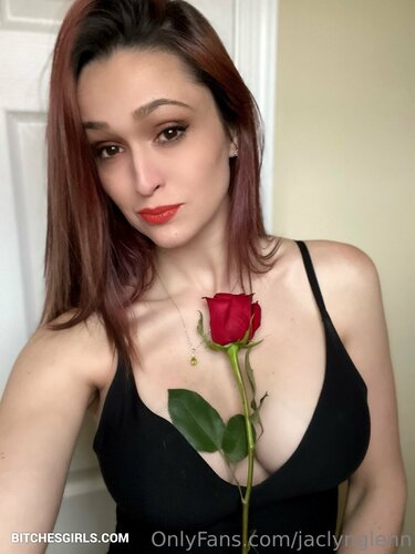 319613039226869639359873548693586205430 thumbnail