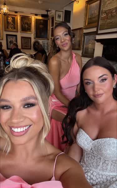 43542d744201adc12f97afd12ff971fb00c1ee5c2832044bbd19417eb8b7640d thumbnail