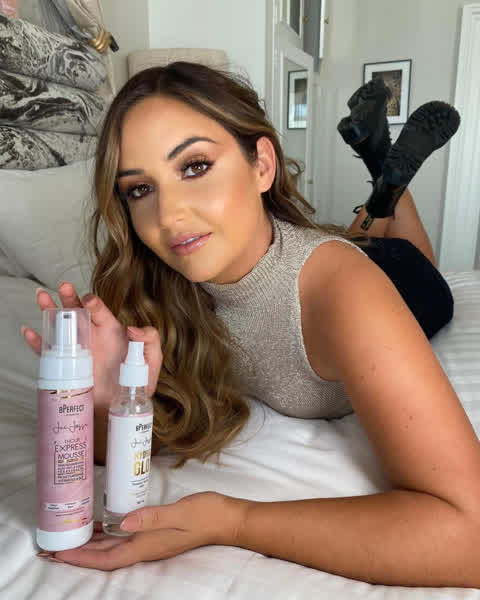 b20d2c7bd75b47baddb188abe5b50e476bffd58e1029f93a3d00c56b61e2c0e3 thumbnail