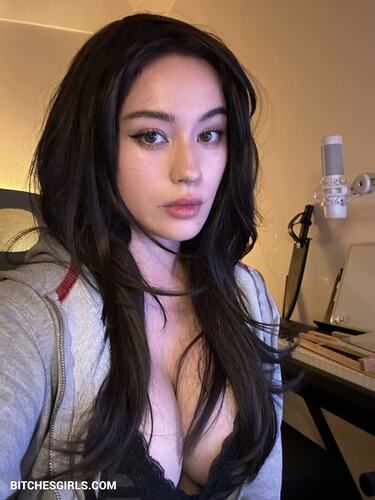 122906347214681037745017950775304425085 thumbnail