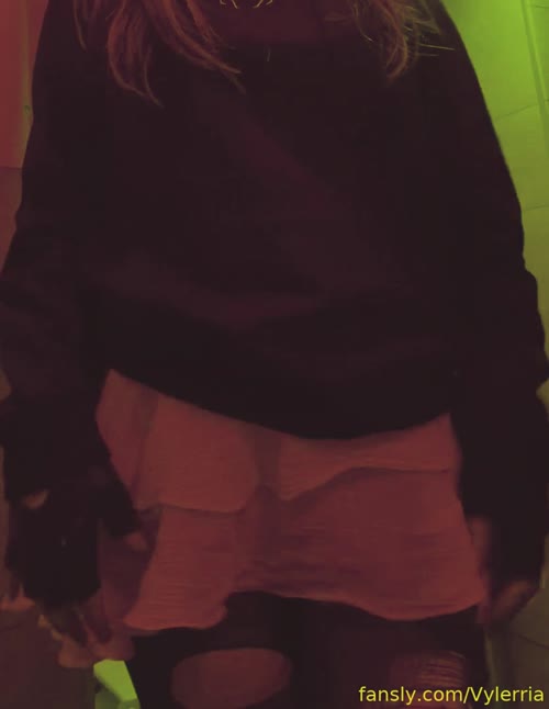 58229088050266581332031479347048734481 thumbnail