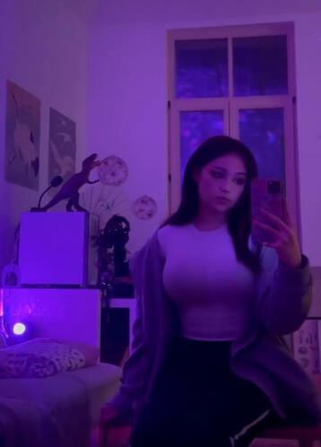 213716931997916615277302820383611888287 thumbnail