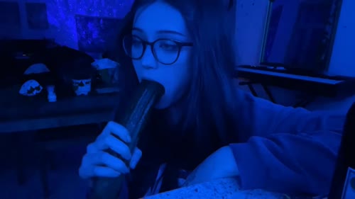 283470360460475458631526507053081352702 thumbnail