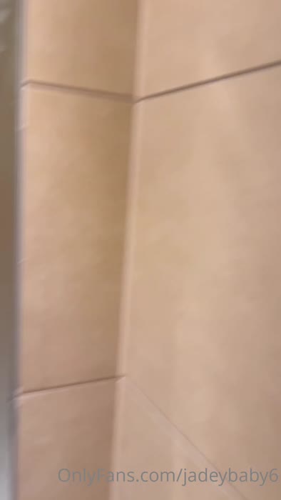 ade6e9530d92e749dfeafe940764a76c8010046287ebfdbfc879f9164dbac9a8 thumbnail