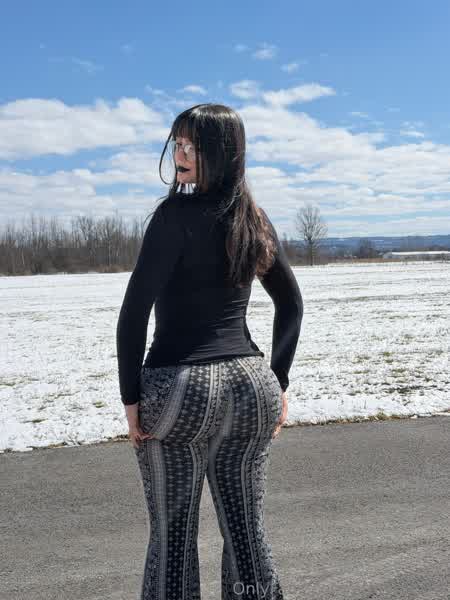16816aeb8915e8464c877e1713a69c32a95fc5a69a8aef21747ee500ccb152ca thumbnail