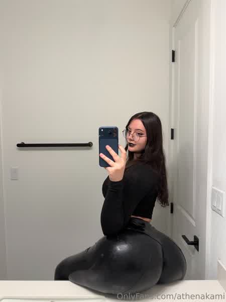 7d503fccd9b6e27052c49a37f35f1b71557a2a78c3e400294f02bb152542f6ce thumbnail