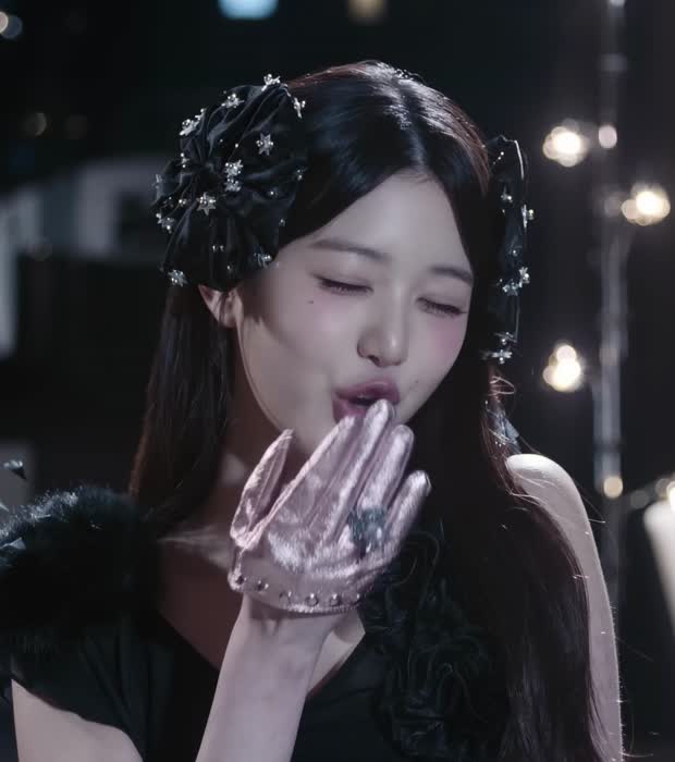 a076185f5f640b0f72a48a0f69e837f15d3d04831bdd8563b263deb716bcc83e thumbnail